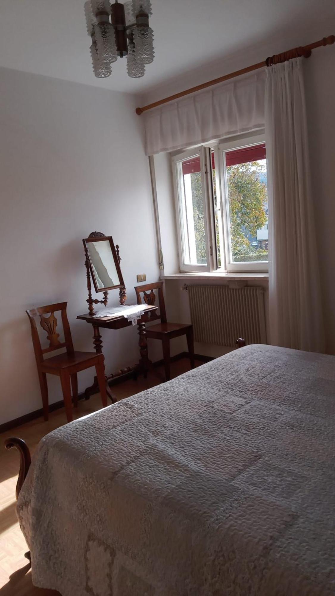 Casa Vacanze A Romeno Exteriör bild