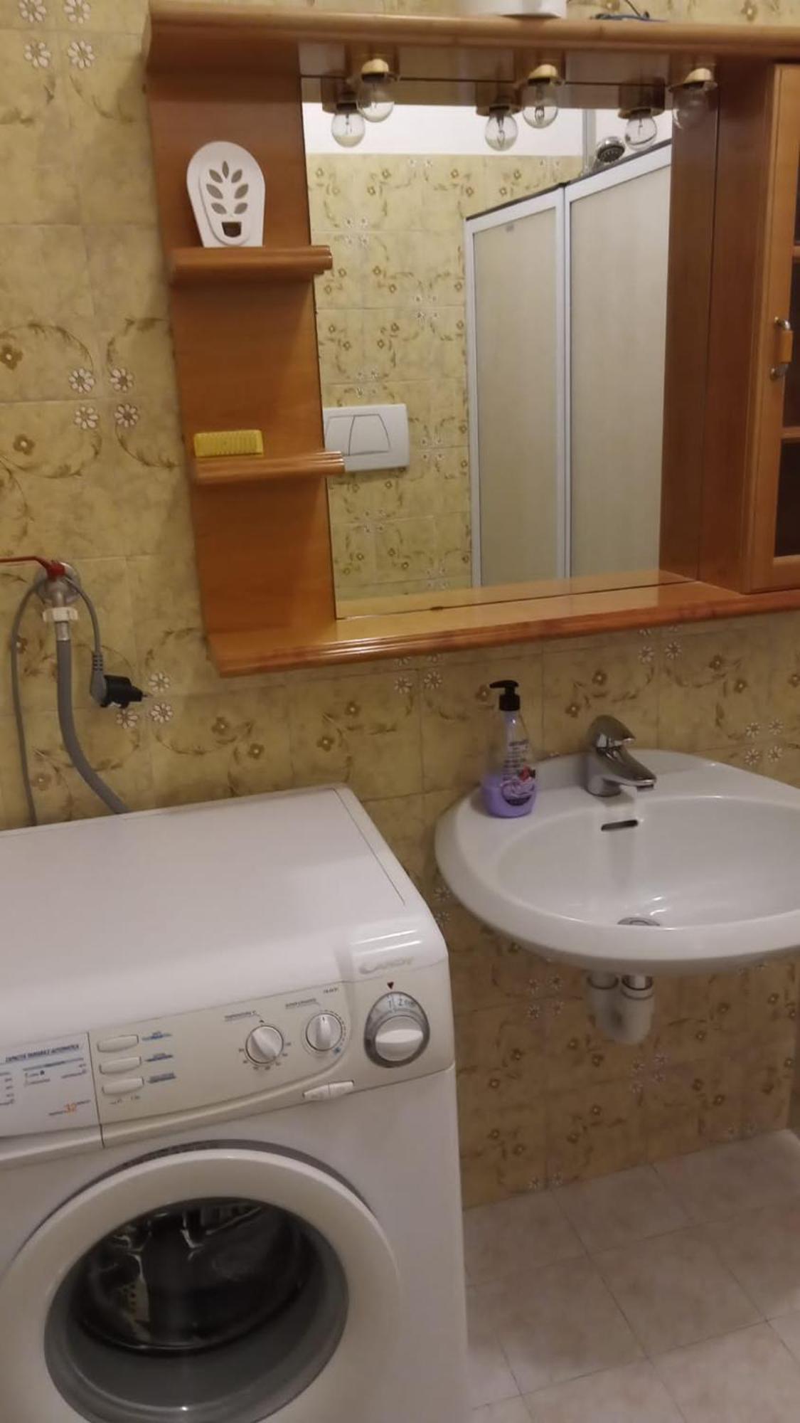 Casa Vacanze A Romeno Exteriör bild